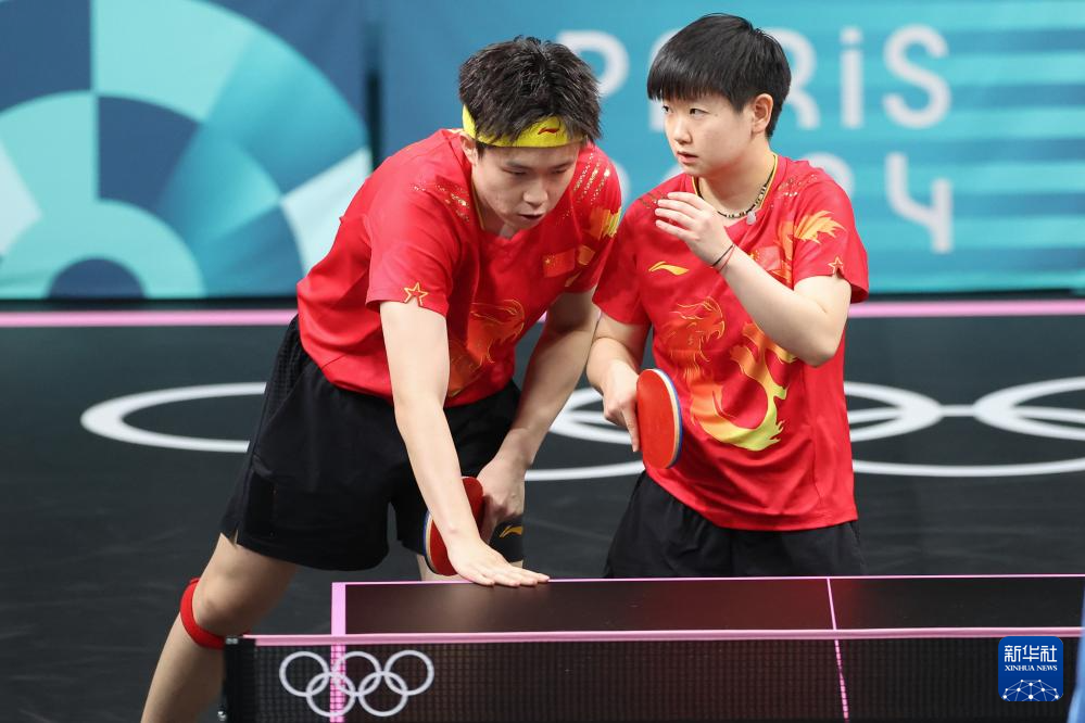 外塔与河道 外塔与河道